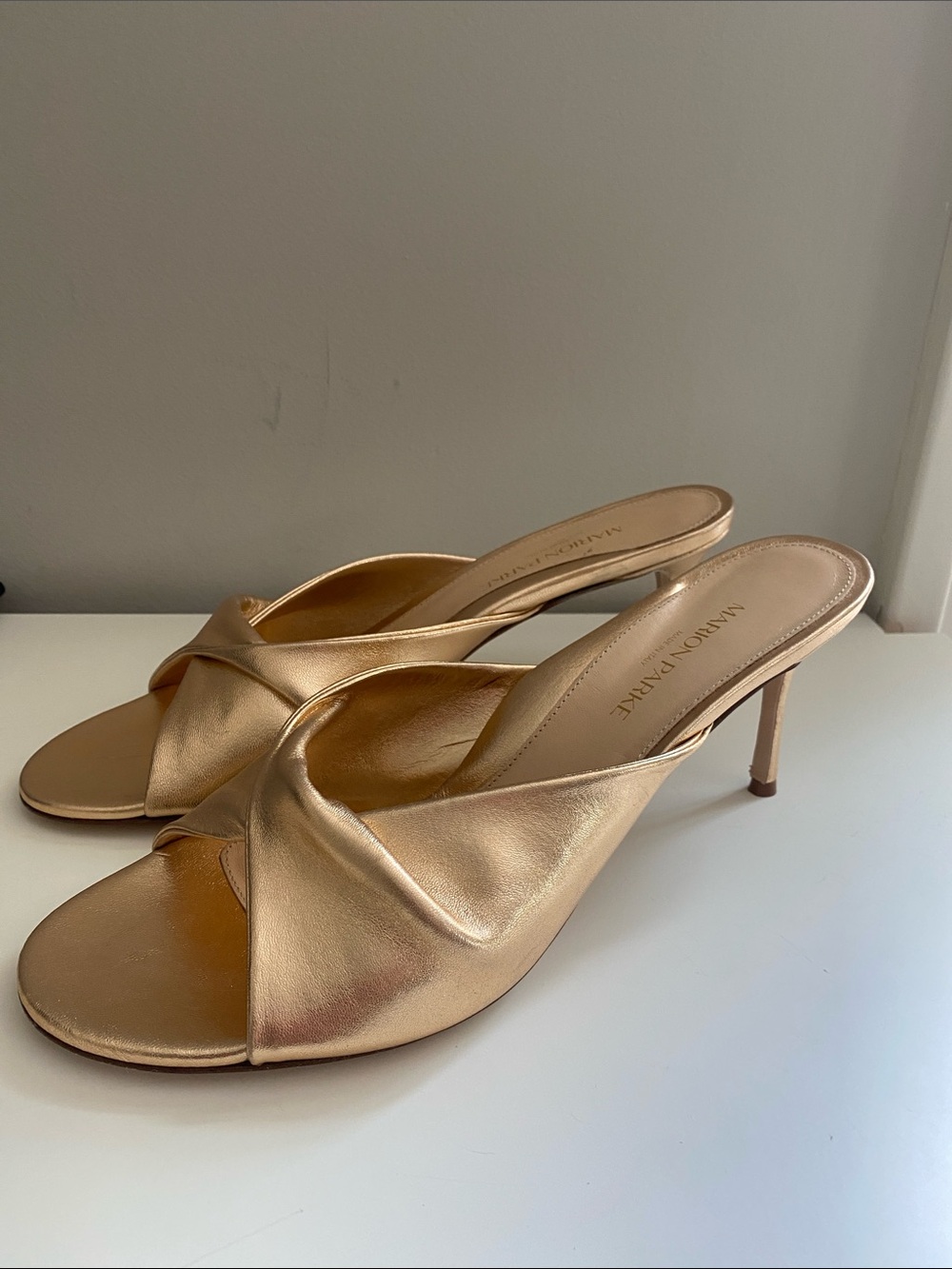 Marion Parke Metallic Gold Twisted Leather Mule Heels NWOT 41 (us10)